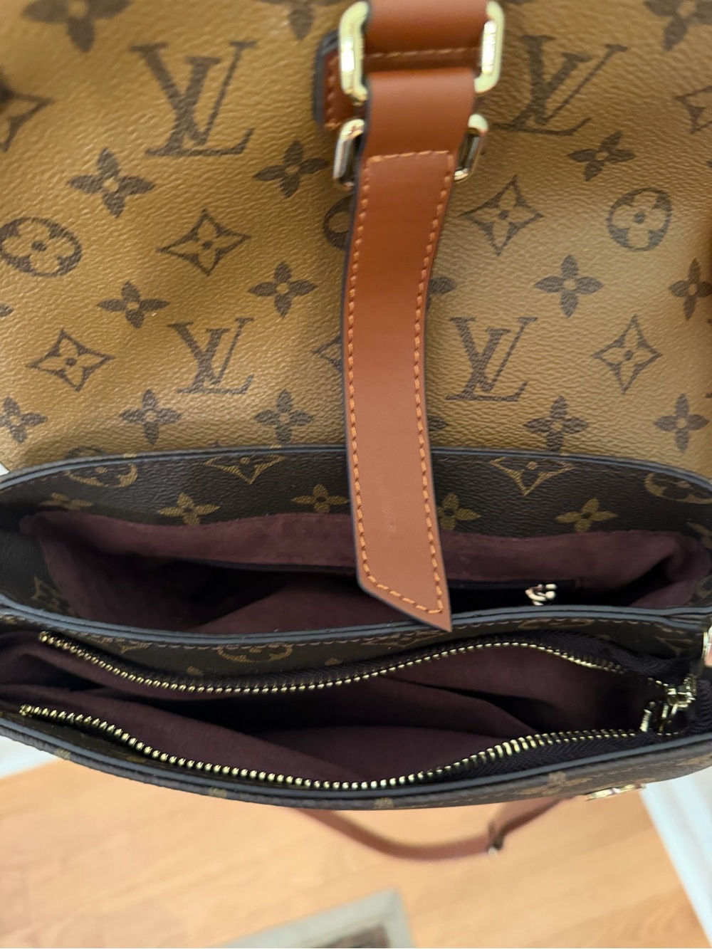 Monogram Purse with strap. Very Good Condition! - Picture 5 of 11
